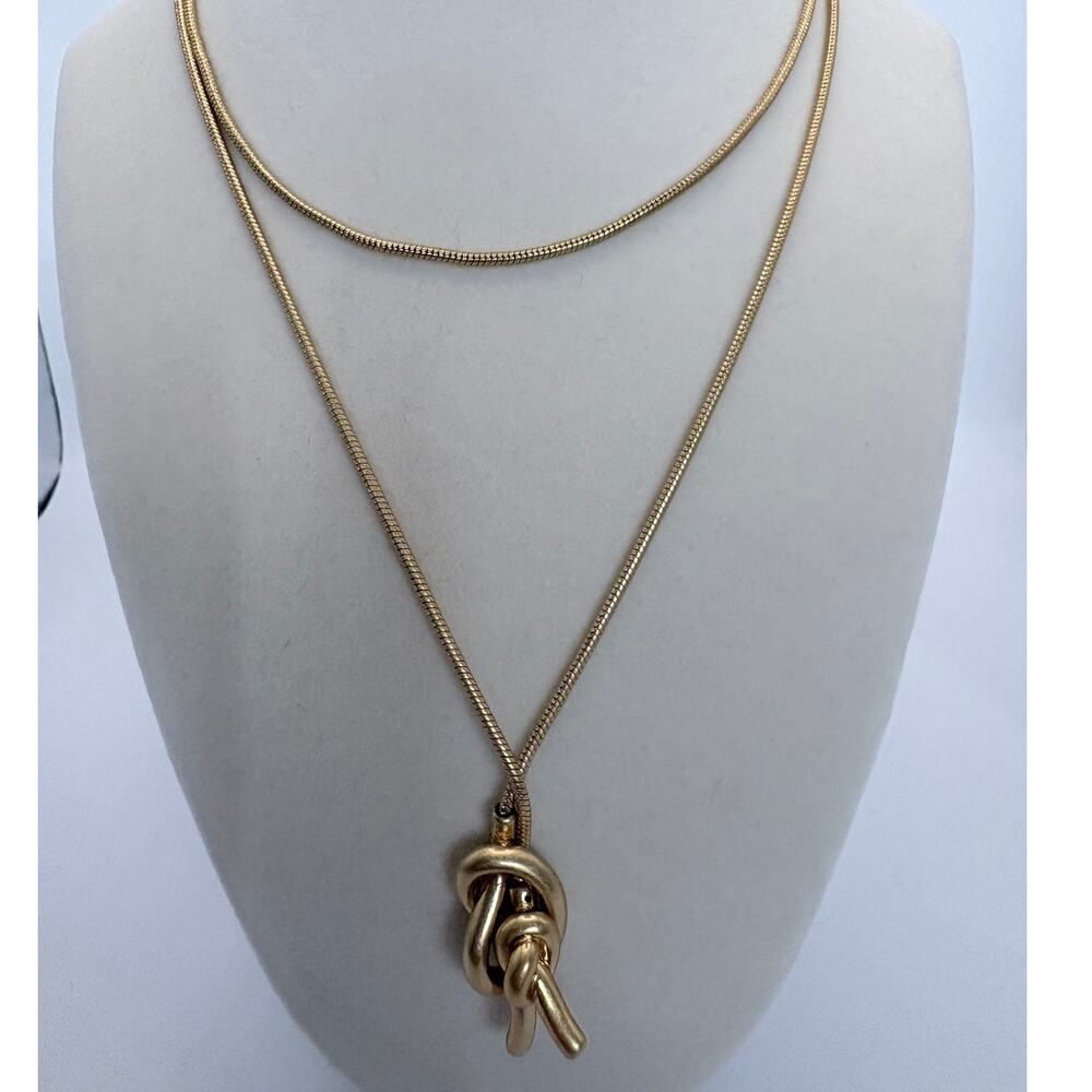 32” Gold-Tone Knot Lariat Necklace